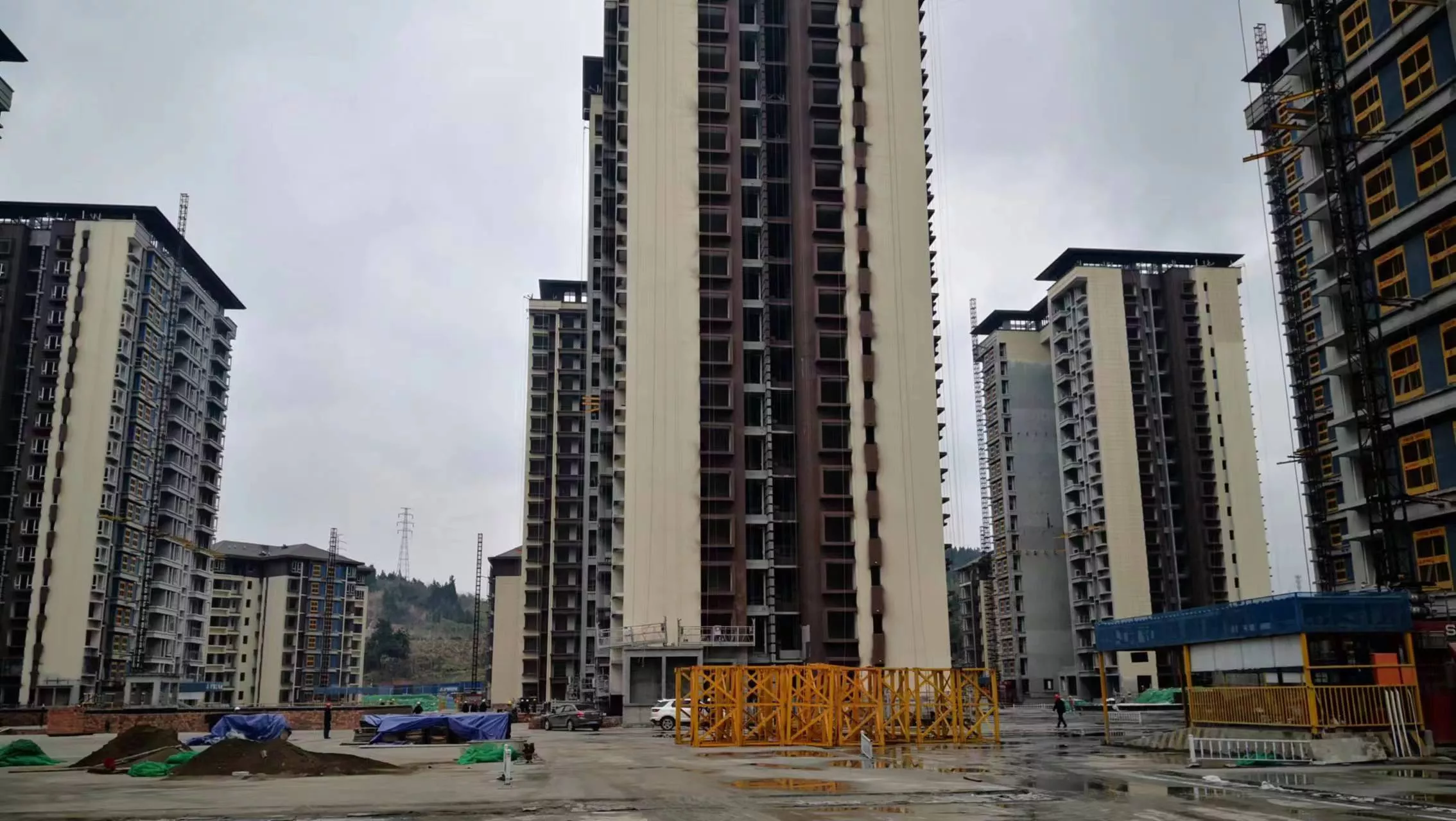 成都建工、德阳黄河新城1#3#4#地块 25万㎡